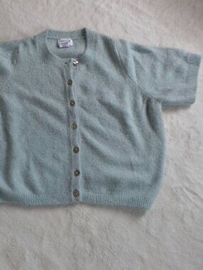NEW SONG OF STYLE SUPER SOFT SWEATER WITH SHELL BUTTONS SIZE XS